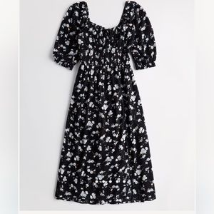NWT Hollister Smocked Dress